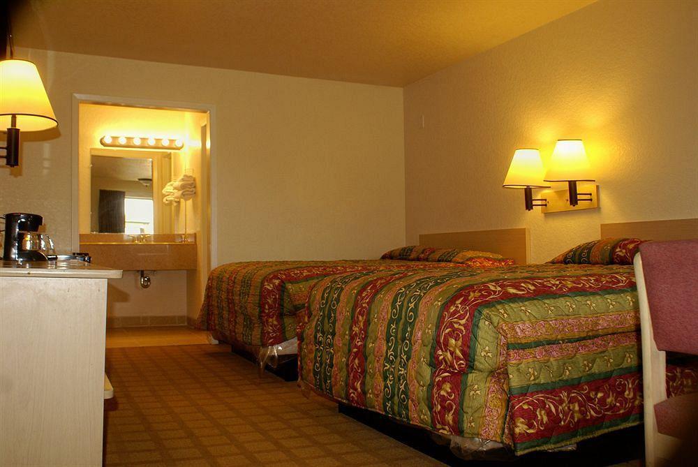 Americas Best Value Inn Hobby Airport Houston Exterior foto
